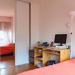 Spacious Apartment Near Nation